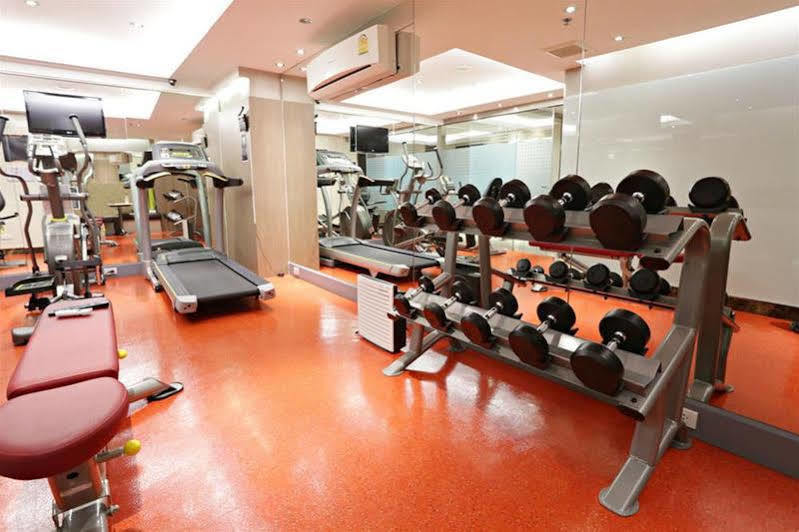 V Residence Serviced Apartment 방콕 외부 사진